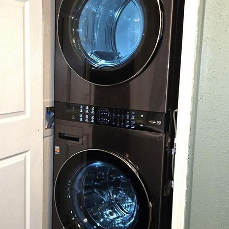 Private Cabin- Breakfast - Double Tub - 75In Tv - Sup - Washer Dryer - Bbq West Point Ngoại thất bức ảnh